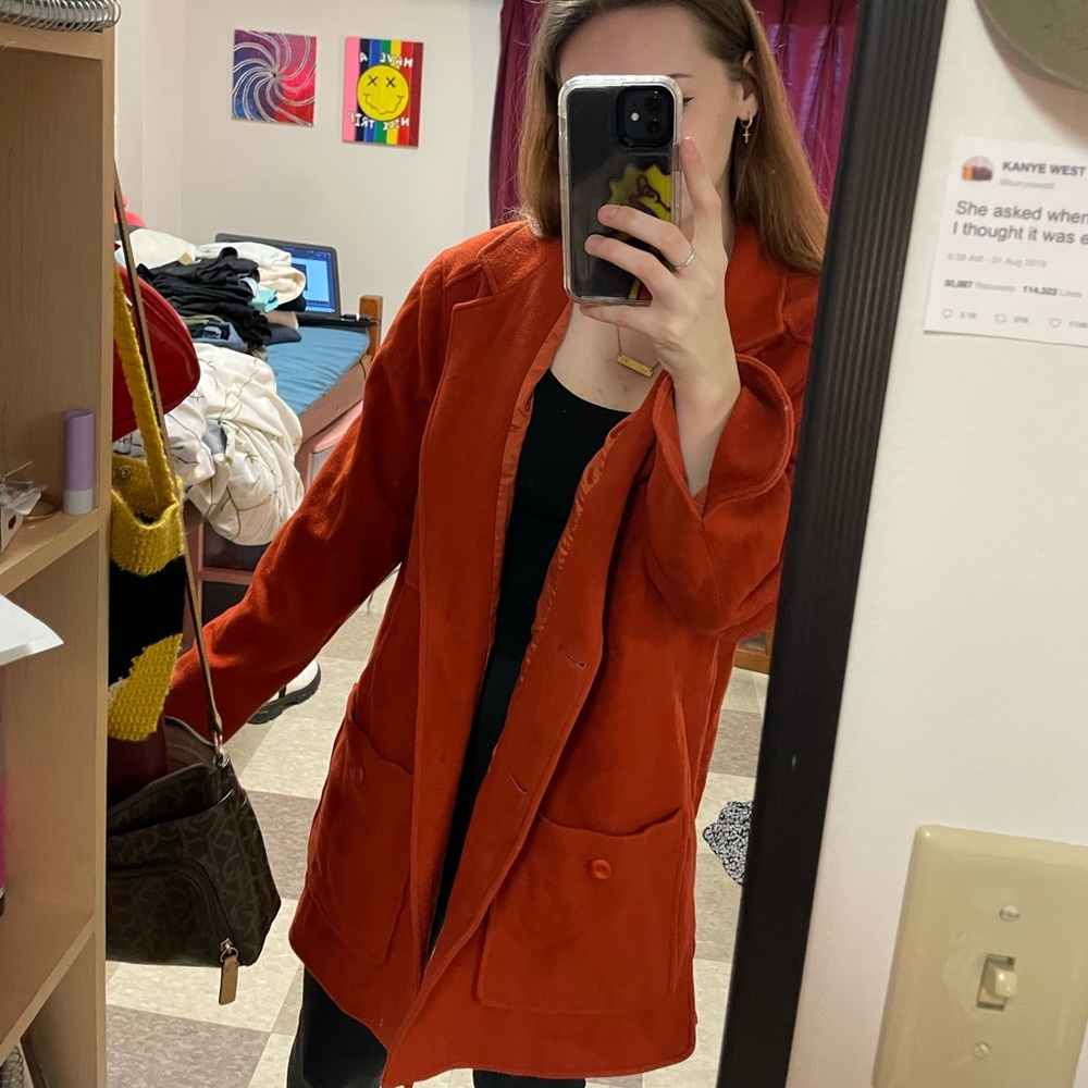 CLEO Orange trench coat - Picture 5 of 5